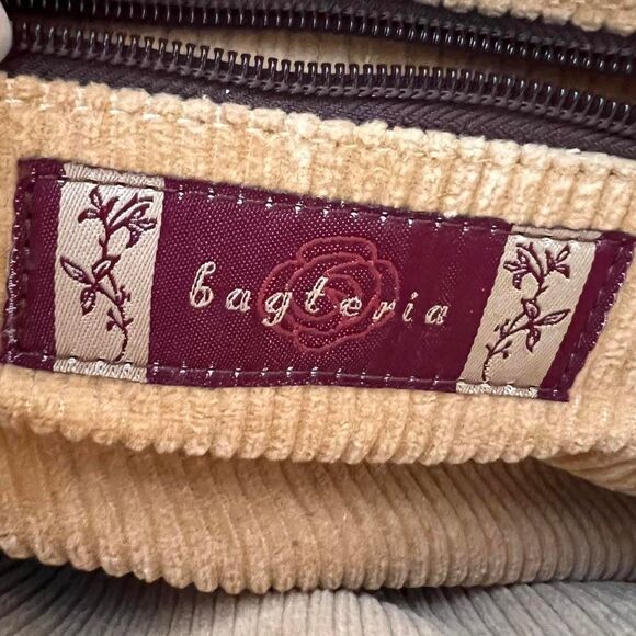 Vintage Bagteria Embellished Tapestry Handbag – Beaded & Textured Design - Picture 5 of 5